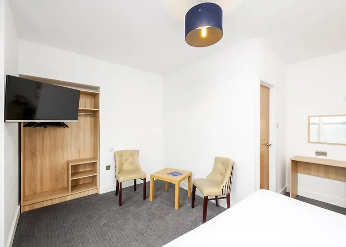The Sandringham Hotel