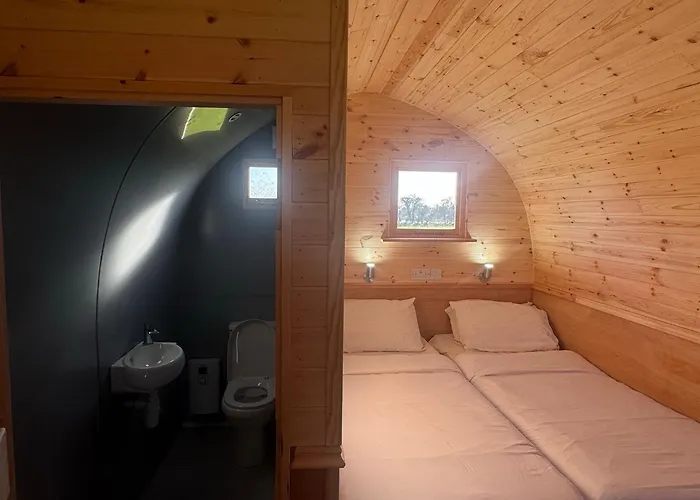Rodway Hill Golf & Eco Pod Hotel