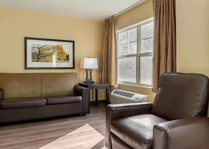 Baymont By Wyndham Auburn Hills South