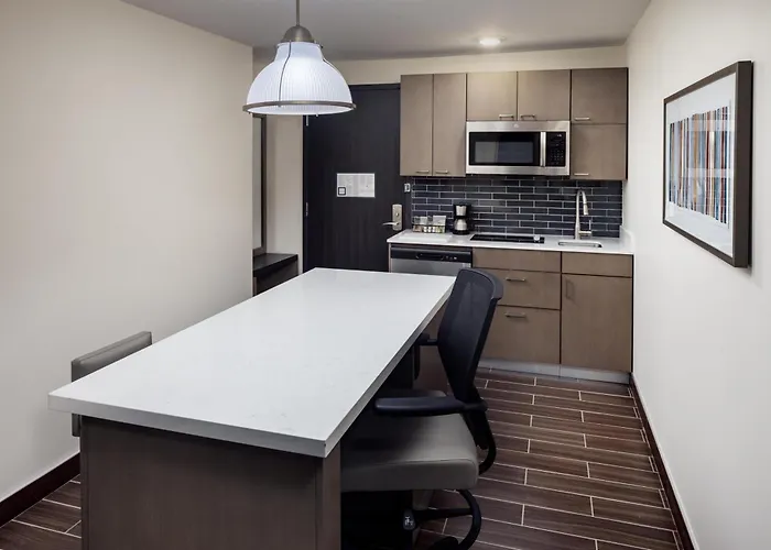 Hyatt House Royal Oak / Birmingham