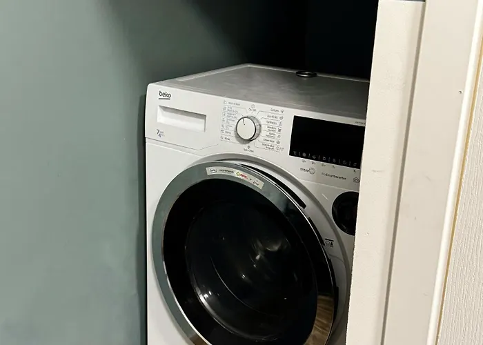 Apple Economy Hotel