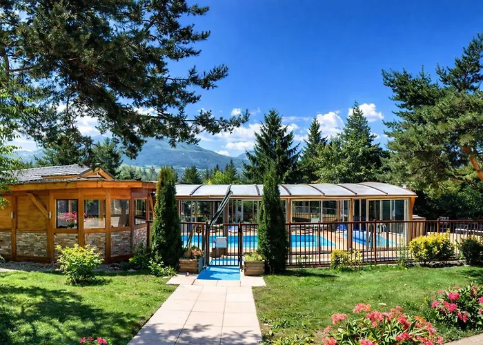 Logis Hotel Le Lac