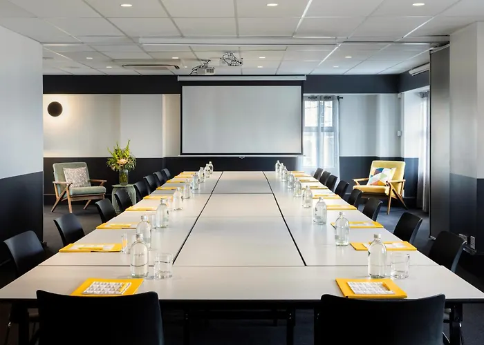 Wq Wellington Quarter Hotel