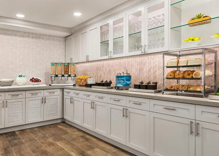 Homewood Suites By Hilton Fort Myers