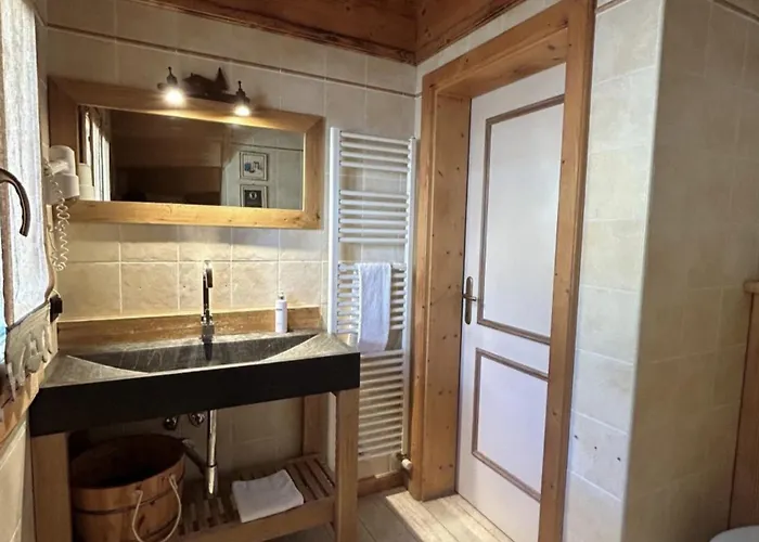 Hotel Letterario Locanda Collomb