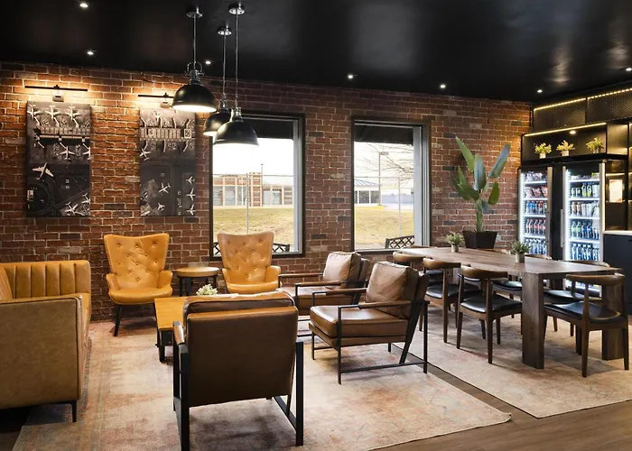 Aiden By Best Western Newark Airport