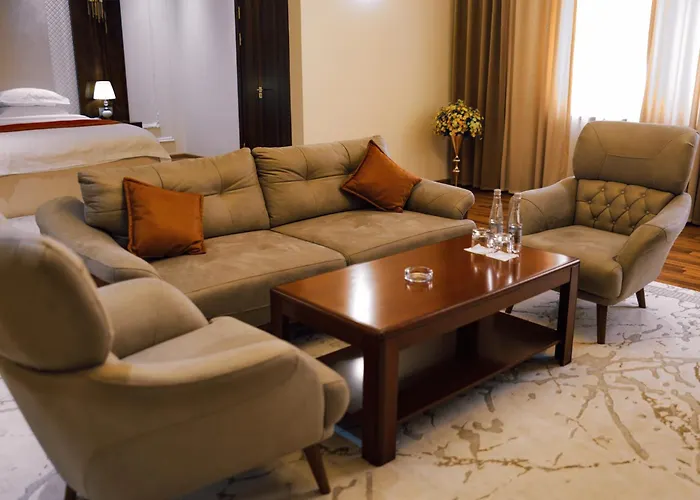 KANGURT Grand Hotel