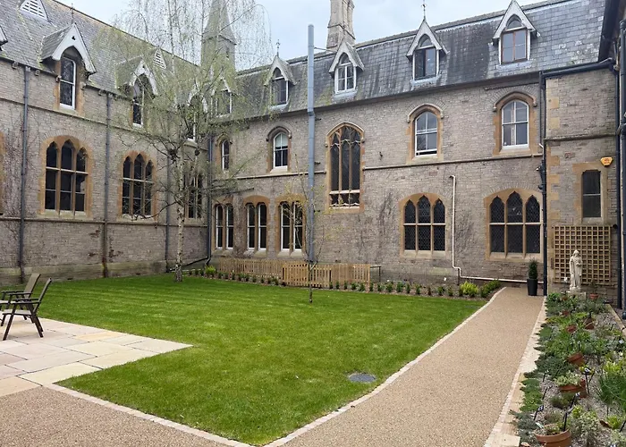 The Chapterhouse - Porters Lodge And Abbots Lodge