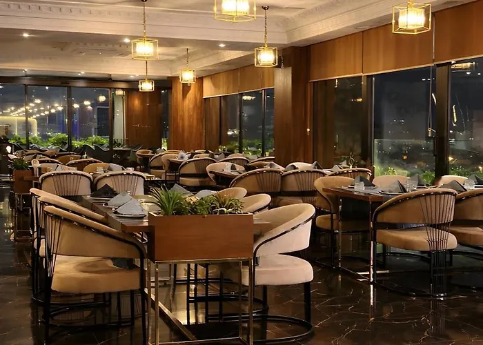 View Lounge Hotel