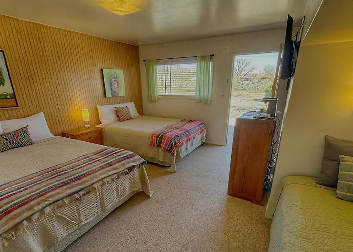 Lucky Seven Shared Kitchen, Sleeps 4 Mokee Motel