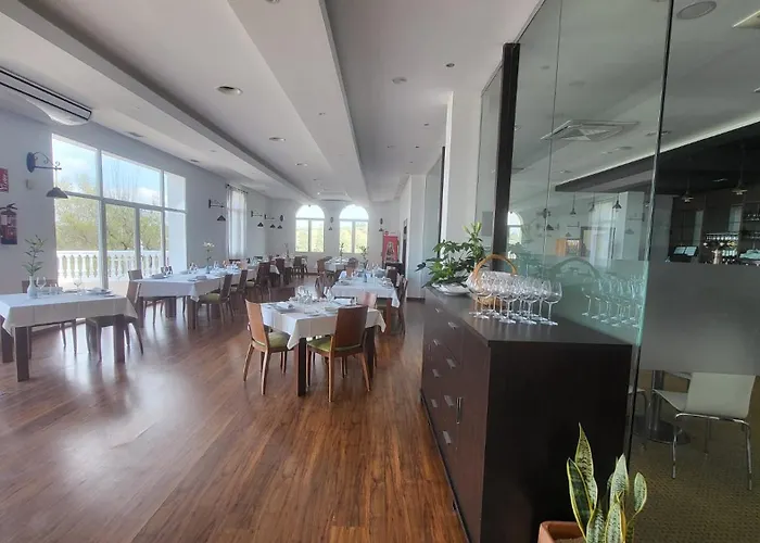 Hotel Caseria Valparaiso