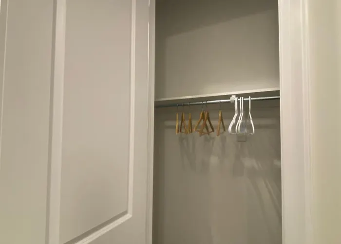 A - Willowdale Cummer Residence -Modern Room Near Yonge-Finch