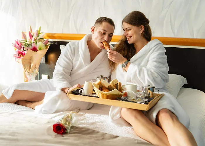 Domaine De La Foret D'Orient, Logis Hotel, Restaurant, Spa Et Golf