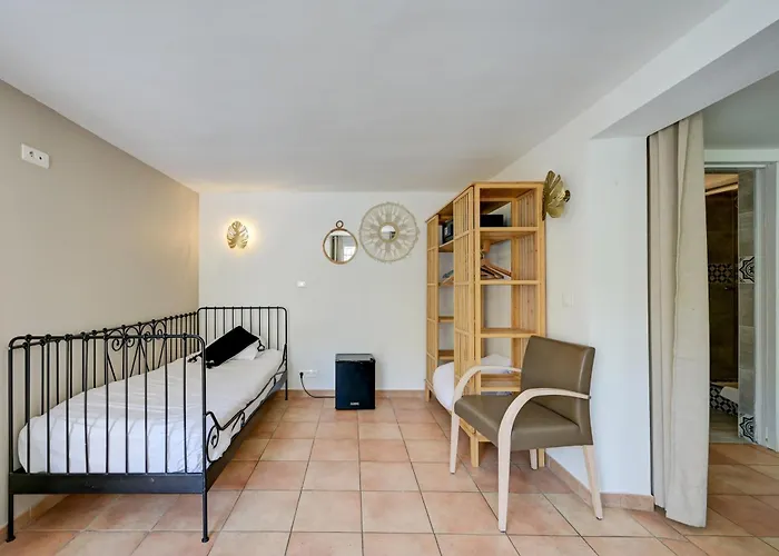 "Cap Riviera" Hotel & Restaurant Saint Aygulf