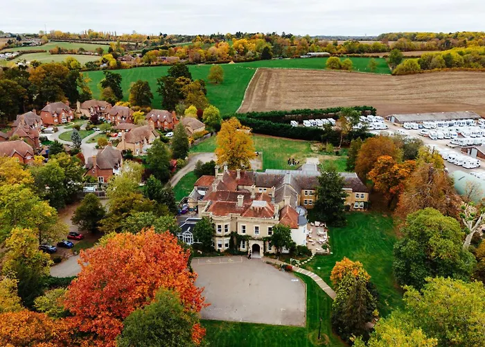 Woodland Manor Hotel