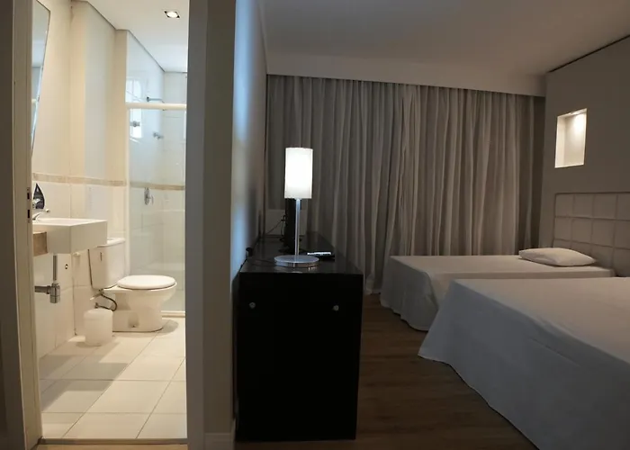 Favorita Golden Hotel E Eventos