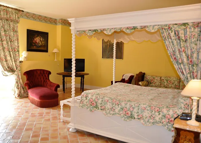 Hotel Chateau De Cavanac