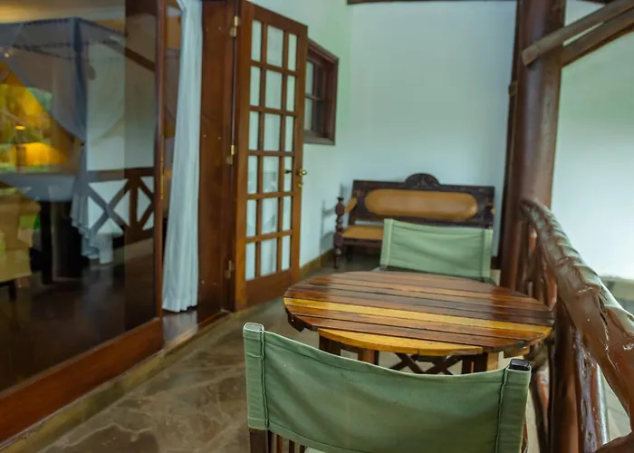 Safari Park Hotel