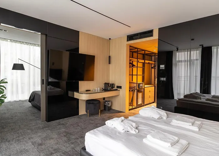 Hotel Zena Beauty&Shopping Center