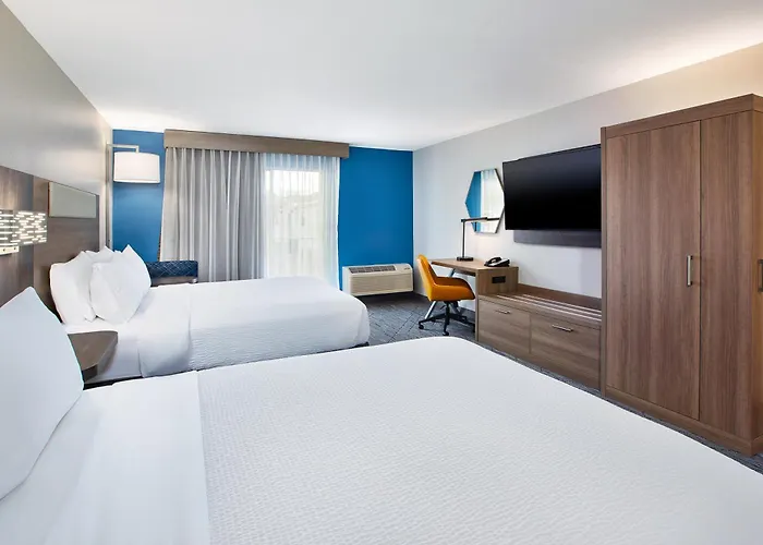 Holiday Inn Express Hotel & Suites Pittsburgh Airport By Ihg