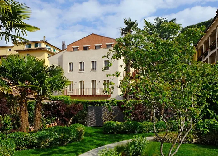 Regina Adelaide Hotel & Spa Garda 