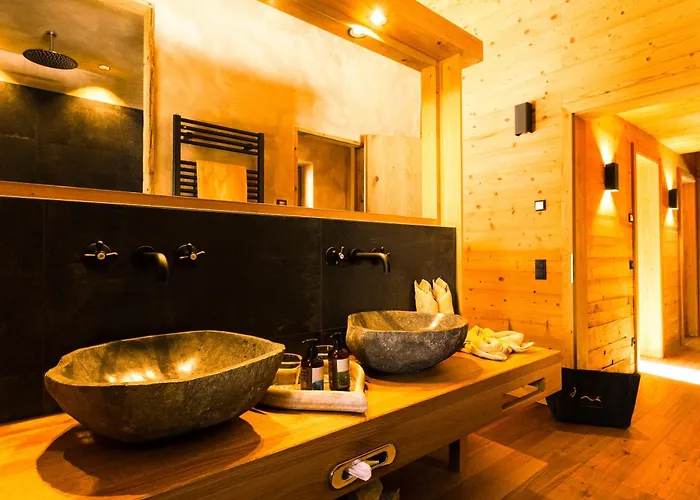 Mons Silva Private Luxury Chalets