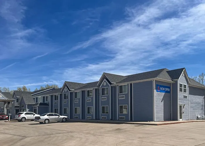 Motel 6 Brush, Co