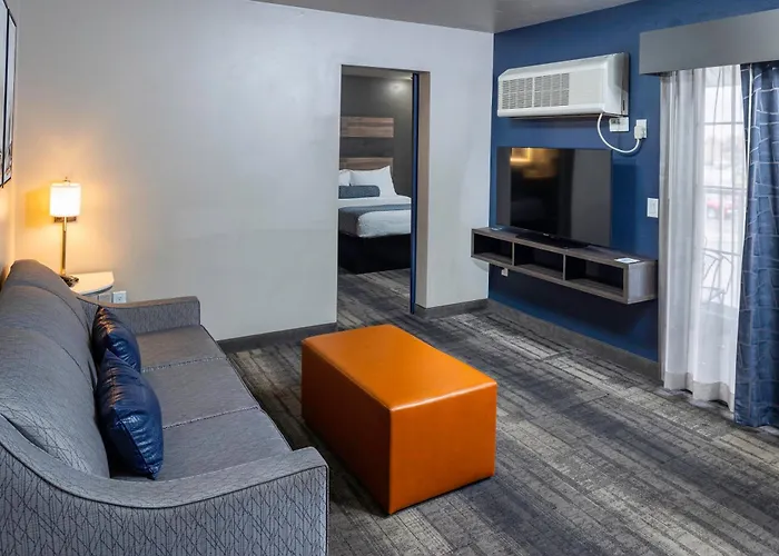 Hotel J Green Bay