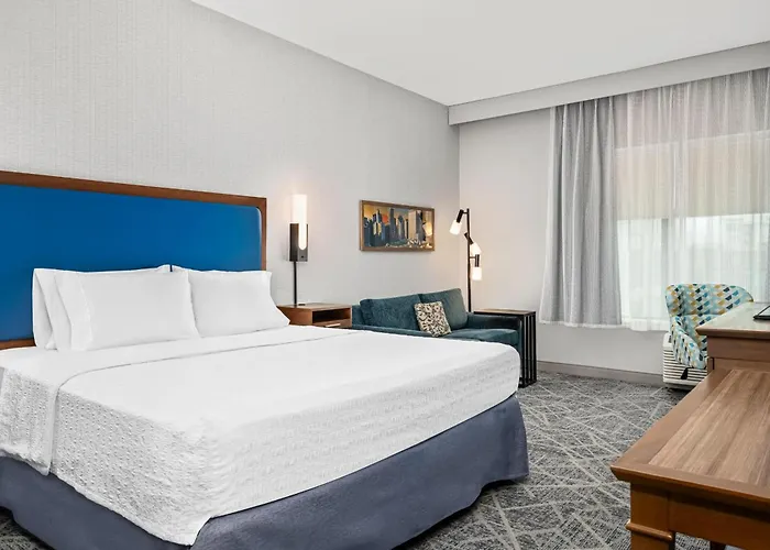Hampton Inn Chicago North-Loyola Station, Il