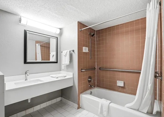 American Inn And Suites - Atlanta Airport Jonesboro I-75