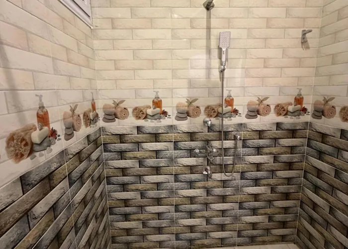 Kr Hotel