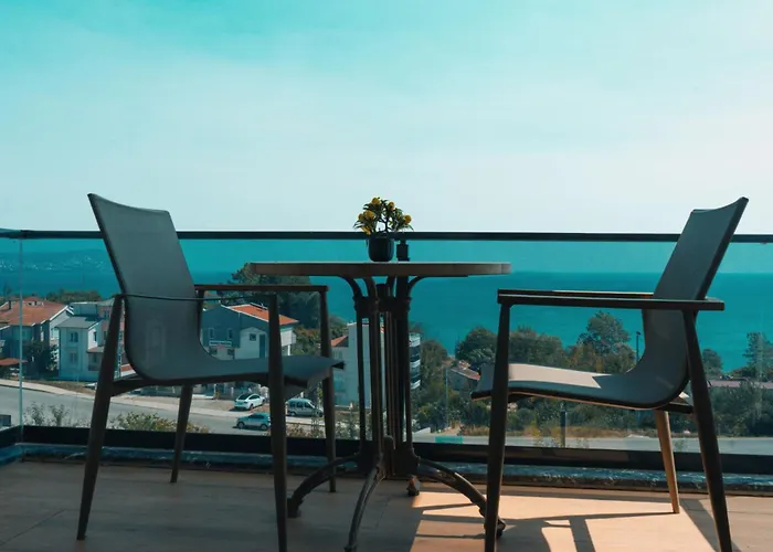 Lemon Suites & Restaurant