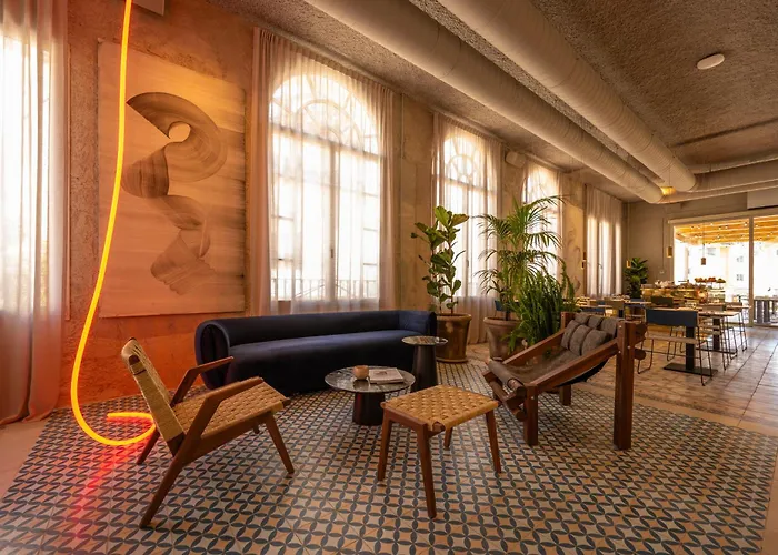 Terreno Barrio Hotel