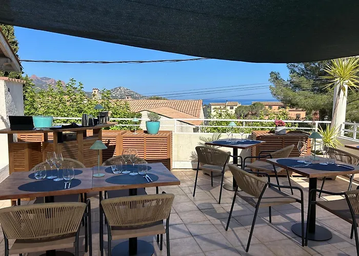 Hotel Le Clos Du Dramont