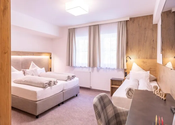Arlen Lodge Hotel