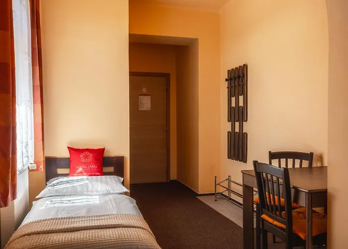 Hotel Jaro