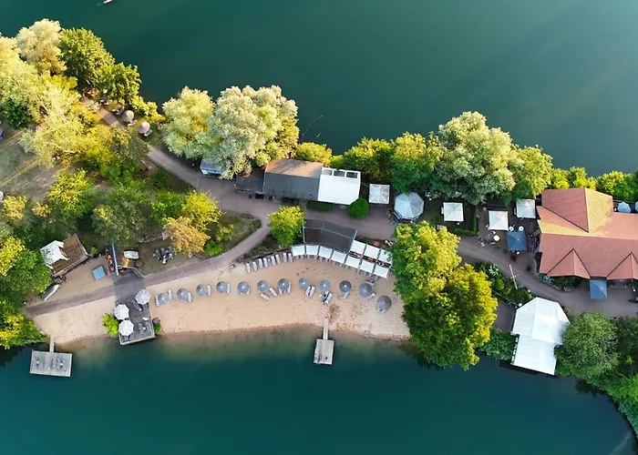 Seehotel Niedernberg - Das Dorf Am See
