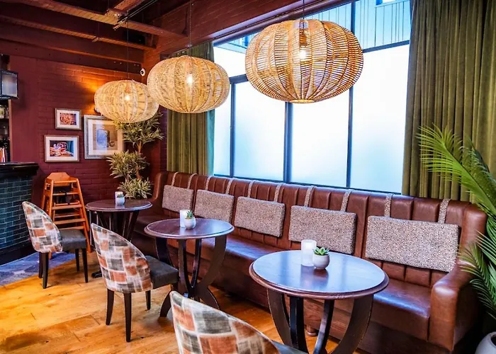 The Royal Foresters, Ascot, Berkshire - Acorn Pubs