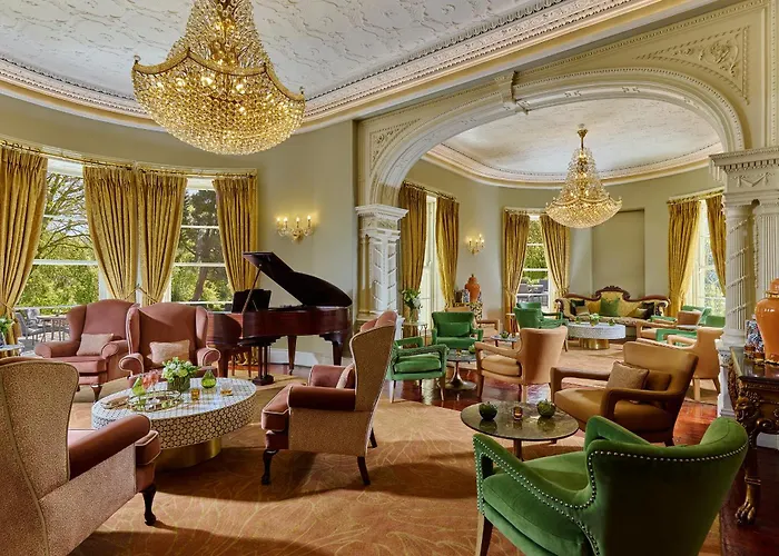 Cork'S Vienna Woods Hotel & Villas