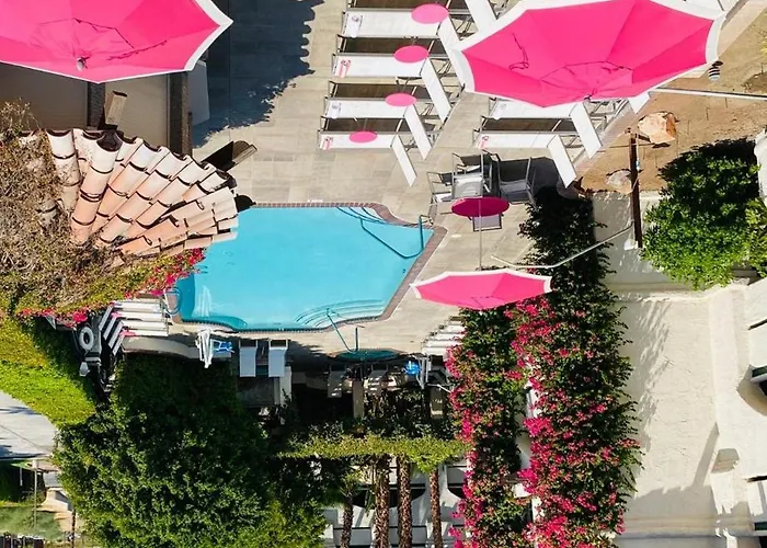 Best Western Plus Las Brisas Hotel