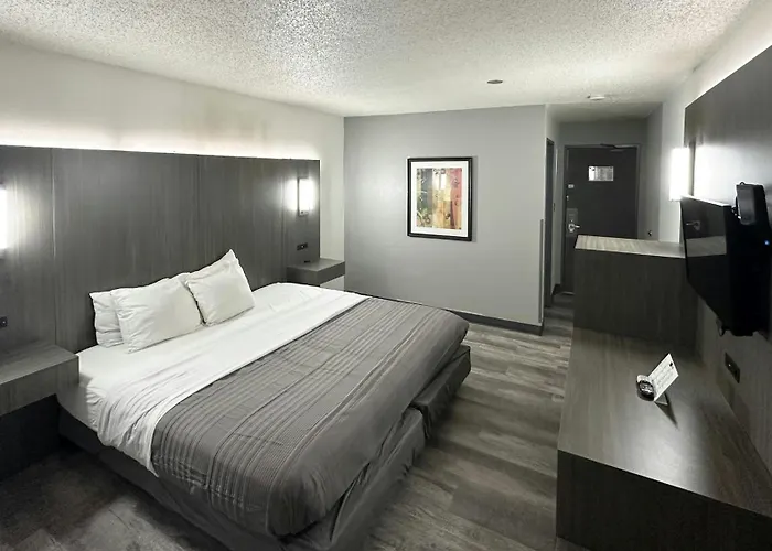 Hotel Fort Wayne North- Coliseum Blvd