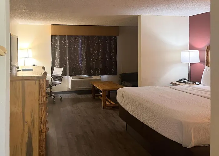 Studio 6 Suites Butte Mt I-90 I-15