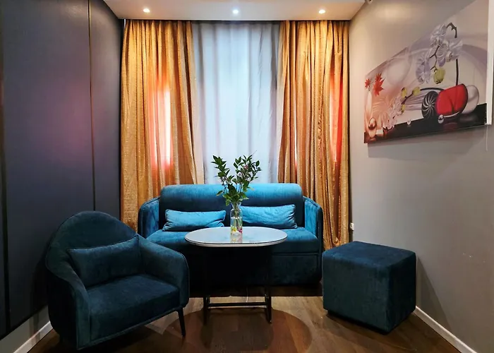 Hotel House