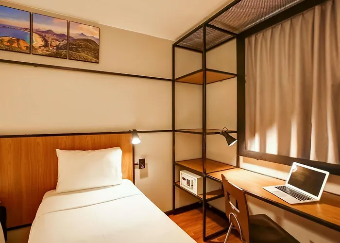 Ibis Copacabana Posto 2