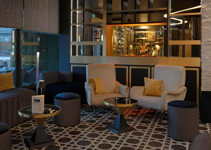 Mercure Orleans Centre Bords De Loire