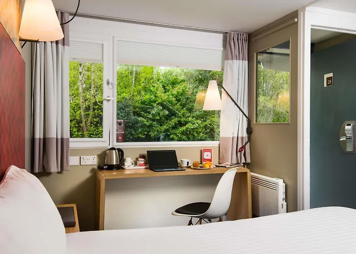 Ibis Plymouth