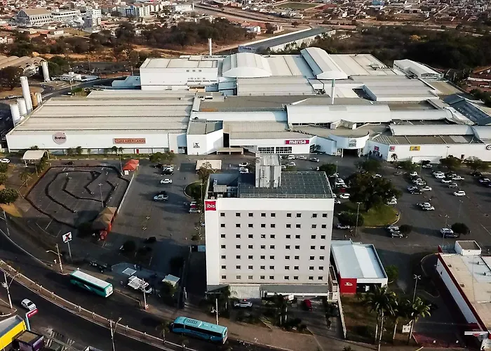 ibis Montes Claros Shopping