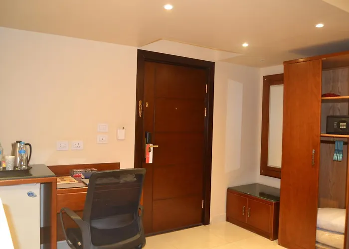 Omar El Khayam Al Minya Hotel - Luxury Accommodation