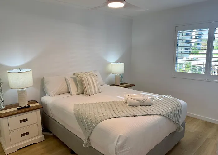 Burleigh Palms Holiday Apartments Gold Coast