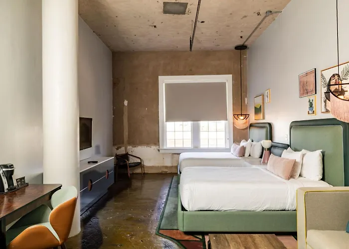 Canvas Hotel Dallas